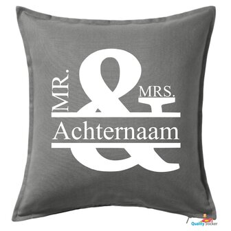 Mr &amp; Mrs kussen met achternaam