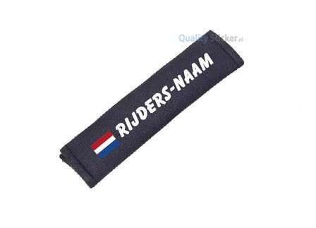 Rijdersnaam met vlag NL gordelhoes wit